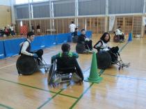 参加者による車椅子の操作風景