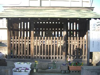 写真:又六石仏群