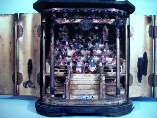 写真:木彫彩色三十番神神像