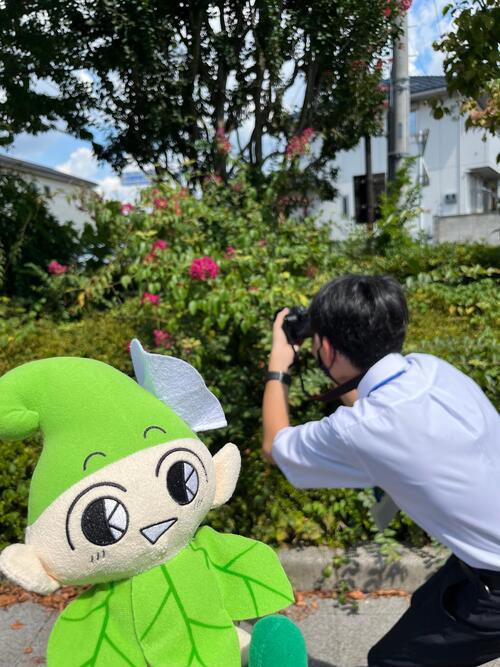 いこいーなと練習する生徒の写真