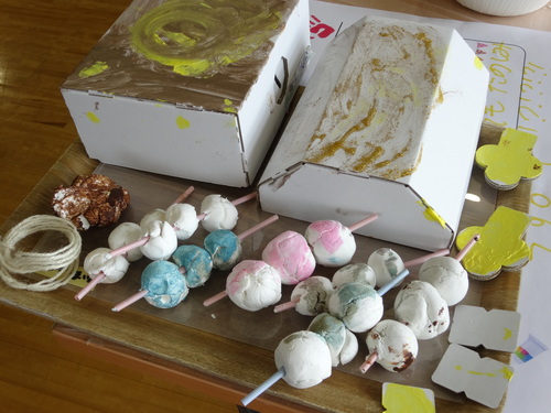 パラアート制作ワークショップの様子の写真