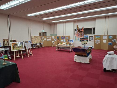 パラアート展覧会の様子（清瀬市）の写真