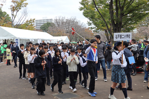 市民まつりパレードの写真