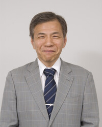 石井　文由さん