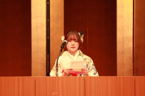 代表者挨拶の画僧1