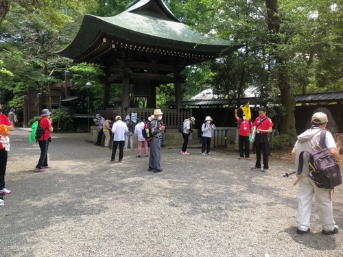 深大寺境内に到着した写真