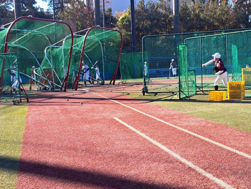 守備の基本練習の様子