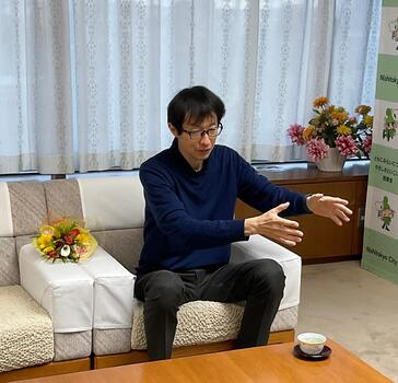 山本監督が説明している写真