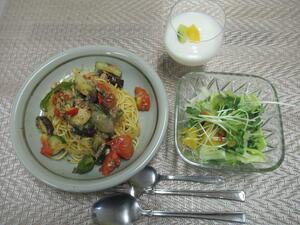 写真：厳しい残暑を乗り切る薬膳