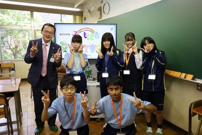 市長と子ども記者との集合写真画像