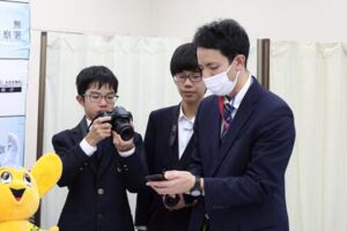 インタビューの様子