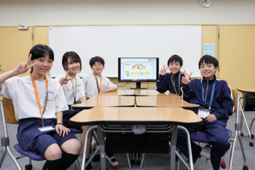 青嵐中学校子ども記者の集合写真画像