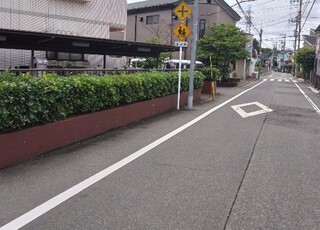 柳沢中央通り（むくのき公園行）