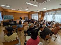 出前寄席の様子