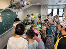 講師の説明を受けている様子