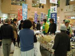 観光物産展の様子