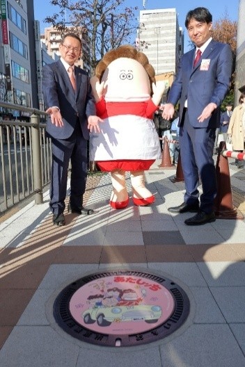 デザインマンホール蓋の写真