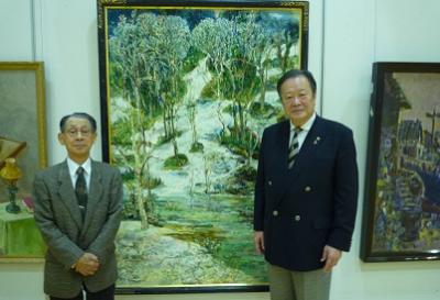 写真：楢崎圏域美術家展実行委員長と市長