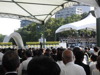 写真：平和祈念式典の様子