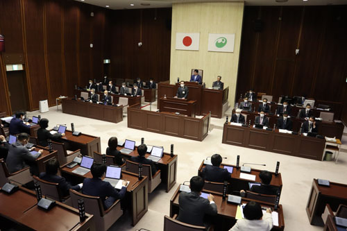 市議会定例会の本会議場