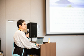 写真：島留学講演の様子