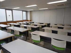 イングビル3階第4会議室　エレベーター側向き