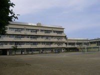 写真：田無第二中学校