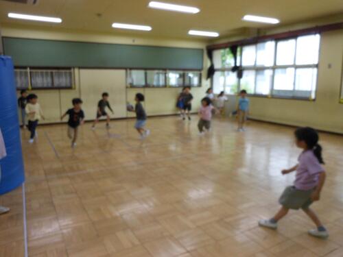 写真；遊戯室2