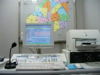 写真:同報系・親局操作卓